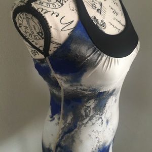 Luluemon athletica sz 4 tank.Built in sports bra